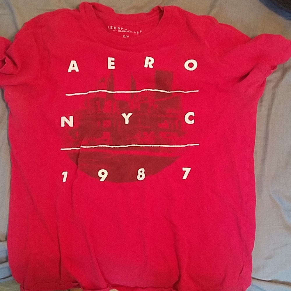 Areopostale red t